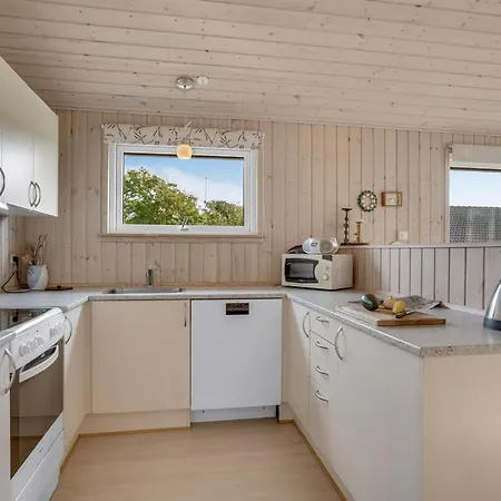 Thala - 35m From The Sea By Interhome 펜션 *